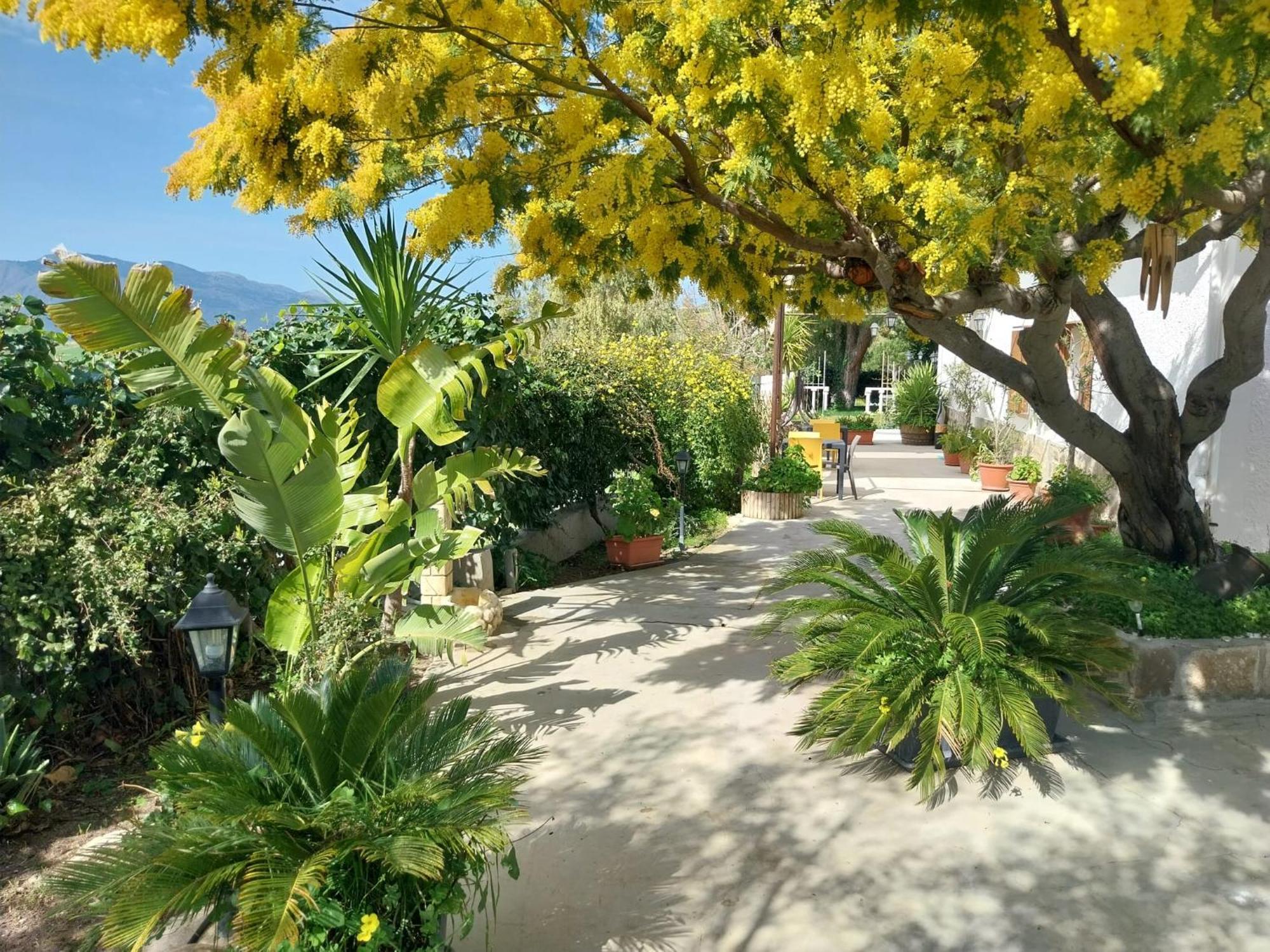 Casa Lachesi Caccamo Ngoại thất bức ảnh